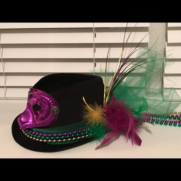 MARDI GRAS hat - Picture 3 of 8